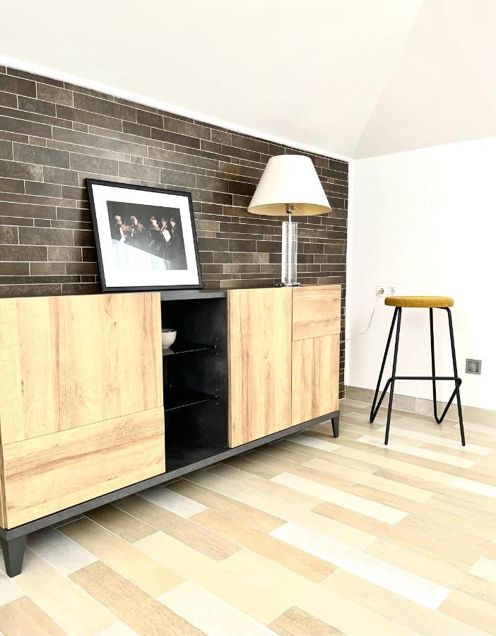 Sky - Beautiful Rooftop Apartment With Shared Pool Split Eksteriør bilde