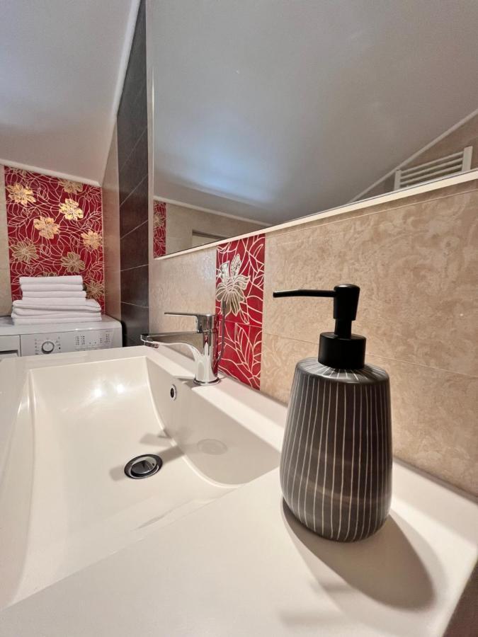 Sky - Beautiful Rooftop Apartment With Shared Pool Split Eksteriør bilde
