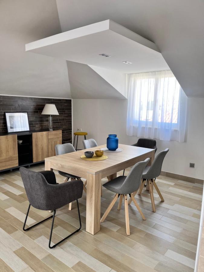 Sky - Beautiful Rooftop Apartment With Shared Pool Split Eksteriør bilde