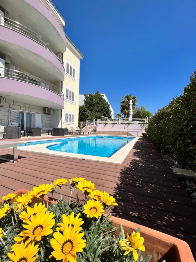 Sky - Beautiful Rooftop Apartment With Shared Pool Split Eksteriør bilde